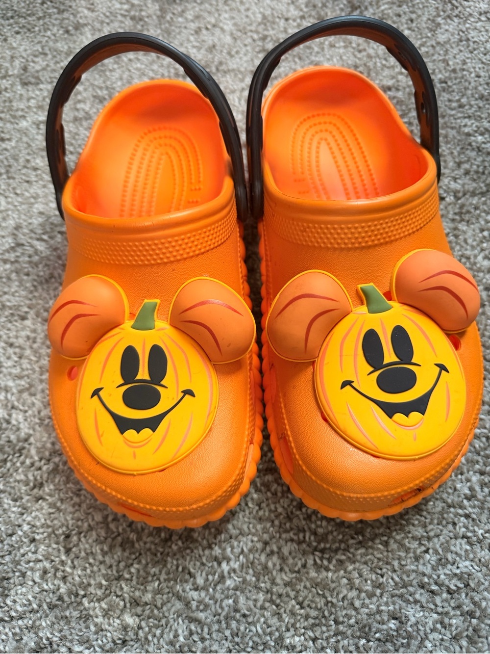 CROCS Orange Mickey Mouse Pumpkin Clogs